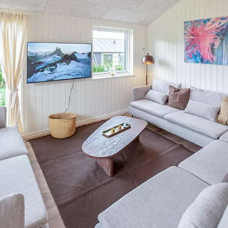 Luxurious In With Sauna Holiday home *